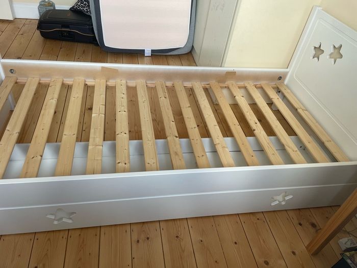 Kids Stars Single Bed Frame With Drawer White