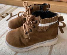 Boys boots