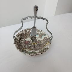 china and dinnerware