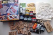 Stamping supplies set