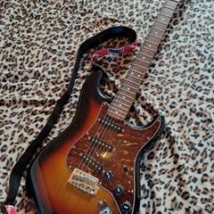 Squier 60`s Classic Vibe Stratocaster