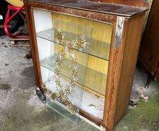 Glass cabin
