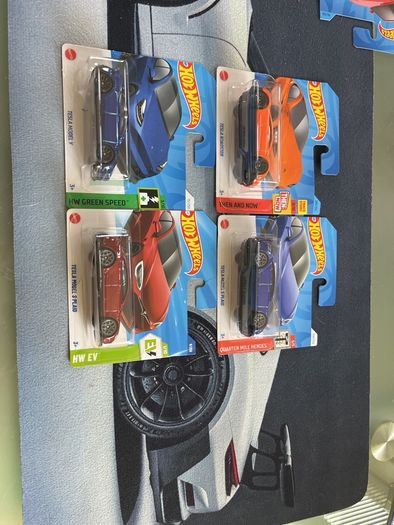 Hot wheels Tesla 4 cars
