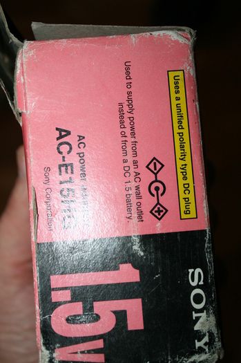 Sony AC-E15HG charger