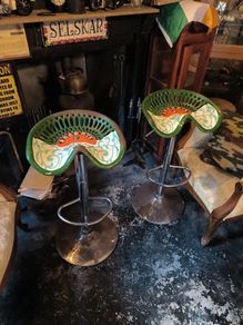 bar