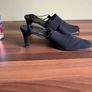 Liz Claiborne navy shoes. Size 8.5 uk Image 8
