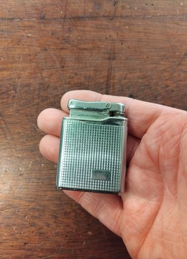 Calibri Made in Ireland Lighter