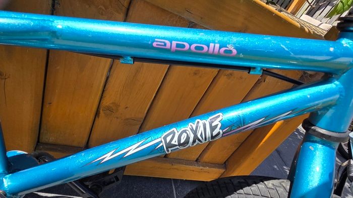 Apollo Roxie Kids 16 inch BMX Bike