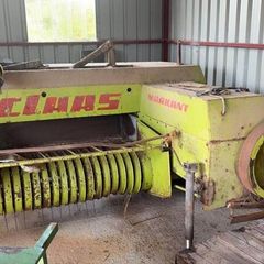 Claas square bailer