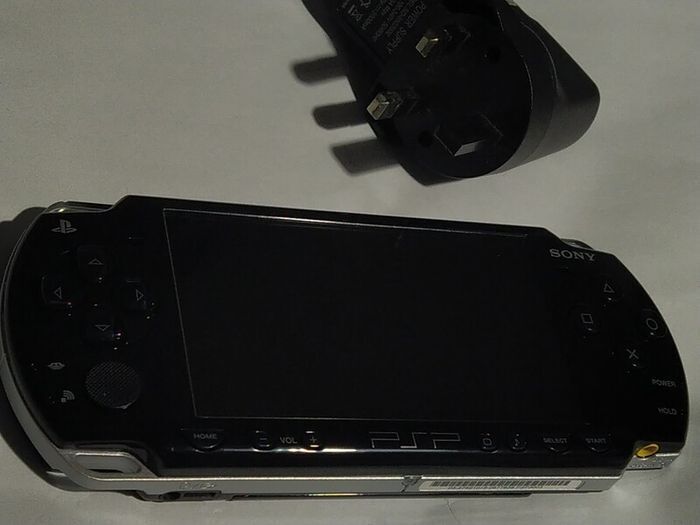 Sony Psp, case, charger, games