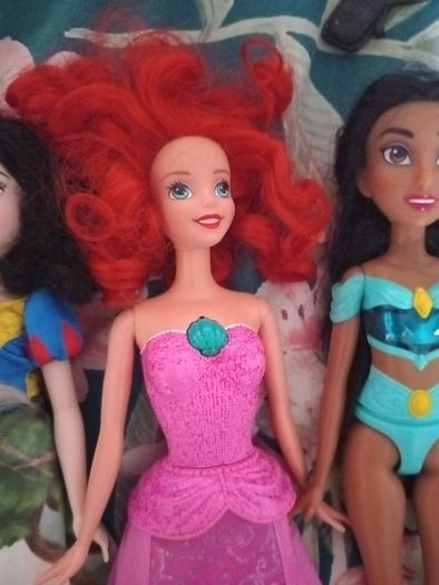 Disney dolls