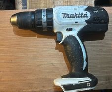 Makita DHP 453