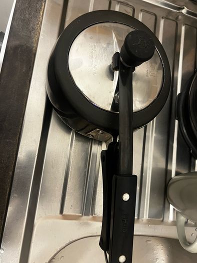 Cooker 1kg super condition