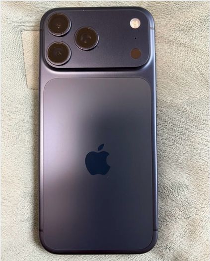 iPhone 17 Pro Max 512GB like new