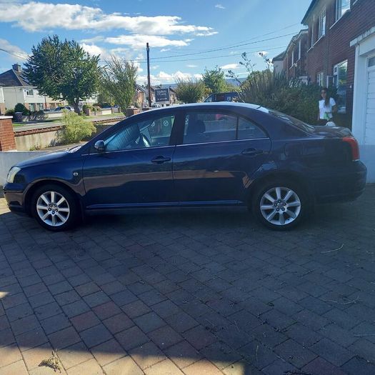 2005 Toyota Avensis
