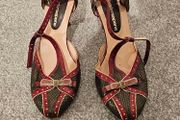 Ladies shoes