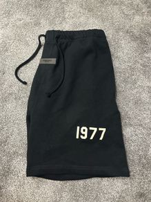 essentials shorts 1977