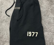 essentials shorts 1977