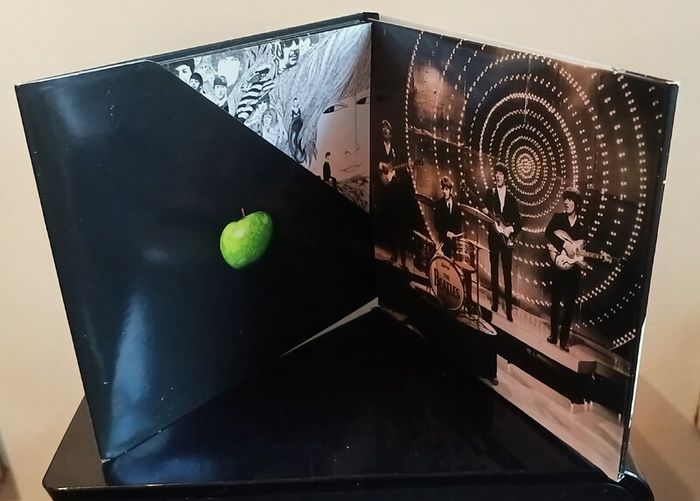 The Beatles Revolver CD Album