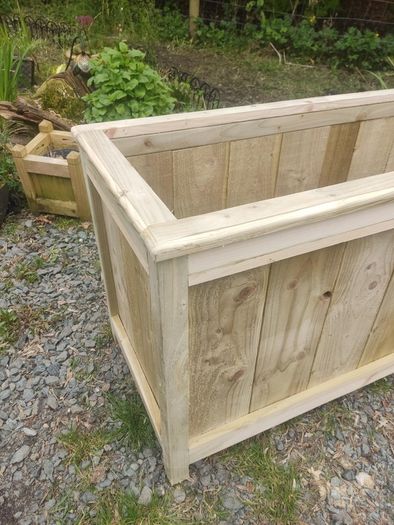 Rustic style planter