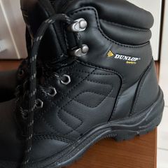 Dunlop Work boots / safety shoes