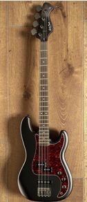 Harley Benton Pj4 With Amp And Case