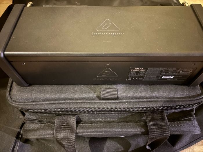 Behringer X AIR XR12
