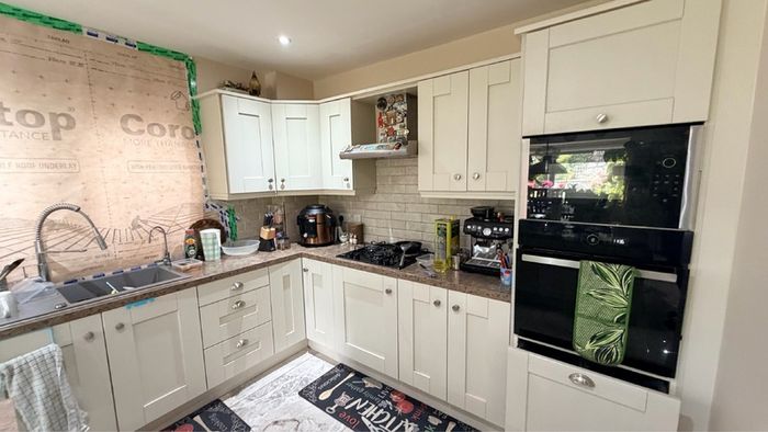 Kitchen cabinets