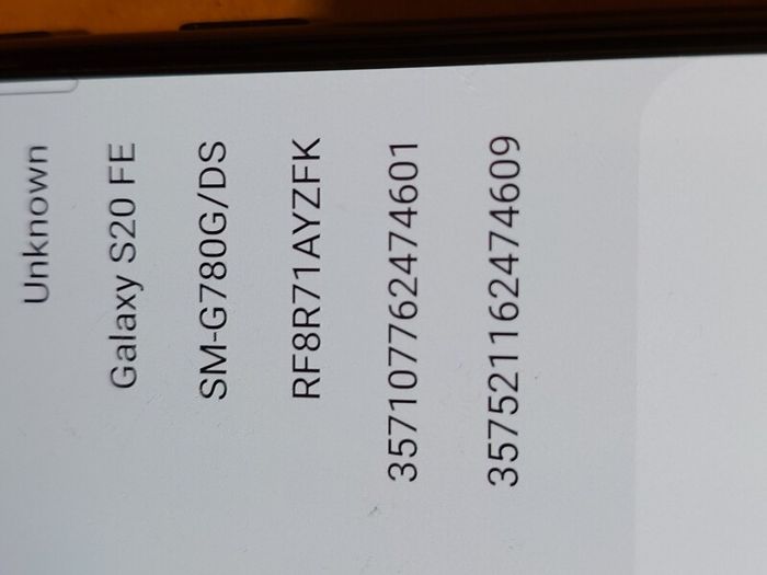 Samsung Galaxy S20 FE, Model SM-G780G,  6GB Ram, 128GB HDD, in excellent like new condition