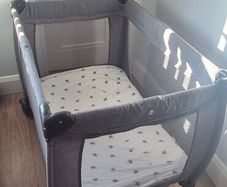 travel cot