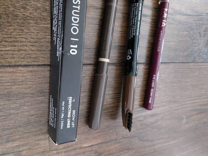 Makeup bundle