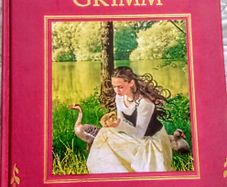 The Classic Favourite Fairy Tales of Andersen and Grimm