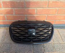 Seat leon grill