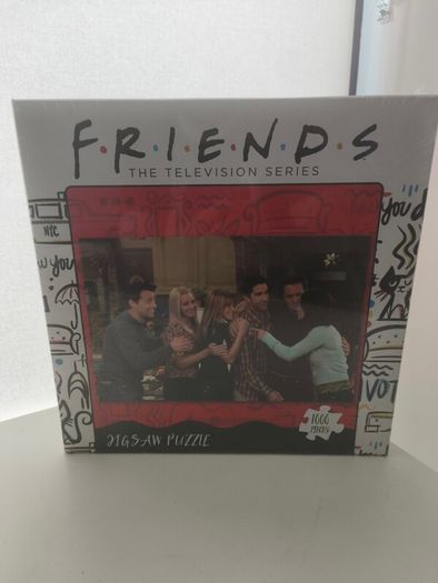 Friends 1000 Piece Jigsaw Sealed