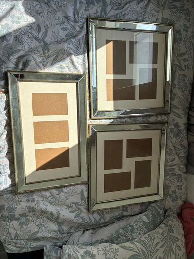 multi picture  frame