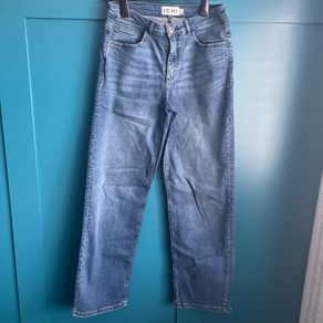 Ichi straight leg jeans. W30