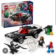 lego marvel spiderman vs venom car 76309