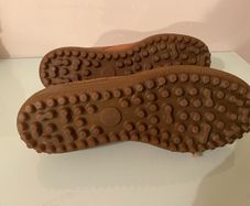 Ladies Leather Pitch and Putt Shoes, size 4.5