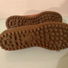 Ladies Leather Pitch and Putt Shoes, size 4.5