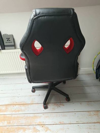Gaming chair