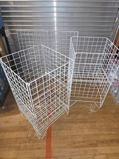 display baskets containers