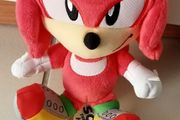 Sonic the Hedgehog Plush Knuckles