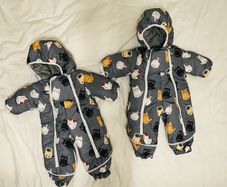 Super Thick Baby Snow Suits x2. Size 0-12 months convertible