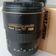 Nikon DX Zoom Nikkor 17-55mm F2.8g Lens