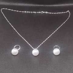 925 Sterling Silver White Pearl Pendant and Earring Set  12 Free Postage