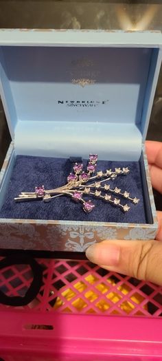 Newbridge Silverware VB800 Vintage Brooch in Purple and white Stones