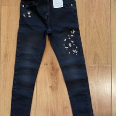 Girls beautiful skinny Denim trousers with sequins 6-7years Brand New