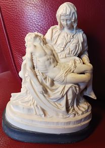 Italian La Pieta Sculpture/ Almacare Santini/