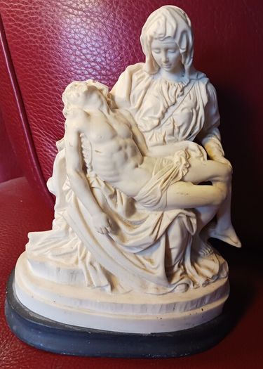 Italian La Pieta Sculpture/ Almacare Santini/