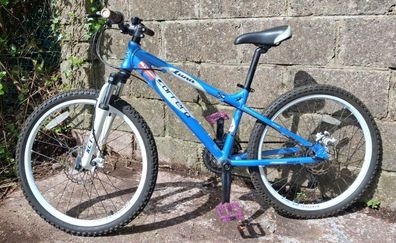 Carrera Luna Junior Mountain Bike - 24" Wheel